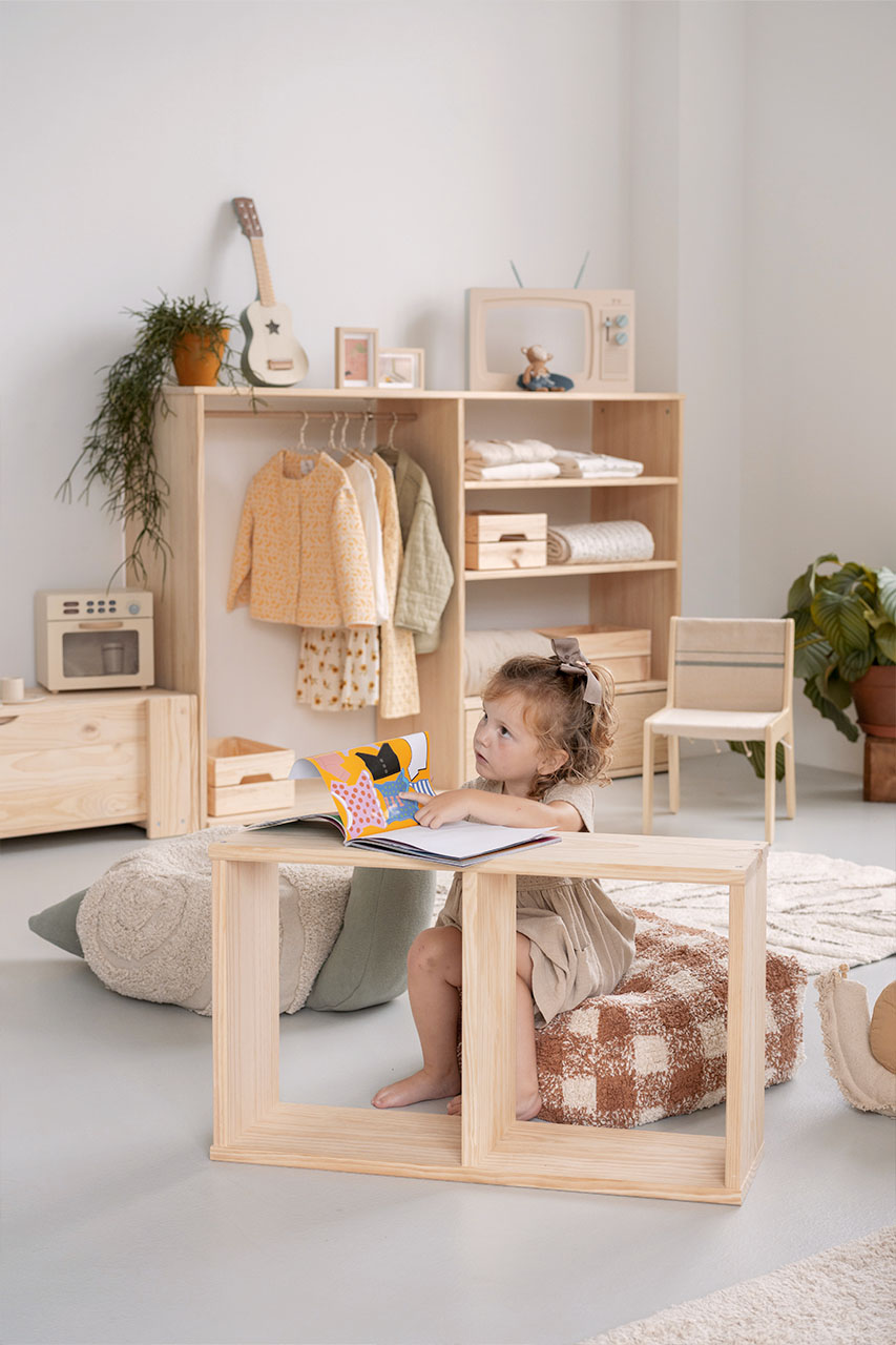 MONTESSORI armário infantil aberto com gaveta