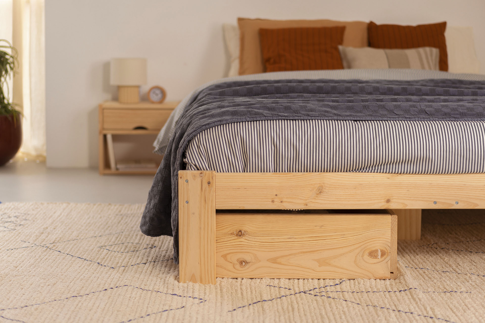 BASO cama de casal 180 com 2 gavetas de arrumação